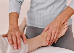 Ganzheitliche Therapie und sanfte Berührung